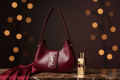 Rouge YSL bordo omuz çantası stüdyo görseli